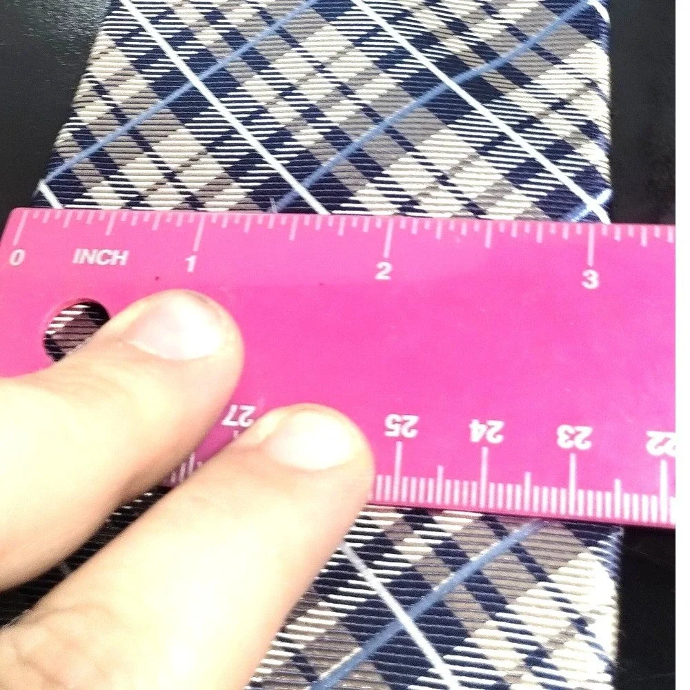 Tommy Hilfiger Mens Silk Necktie Tan Blue White Plaid Tartan Classic 3.25 Inch